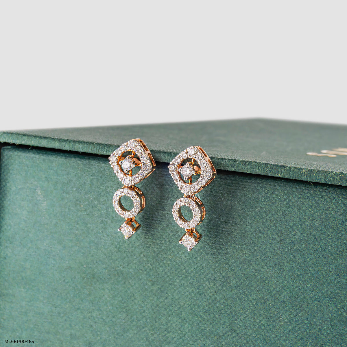 Quadro Studs Diamonds Earrings