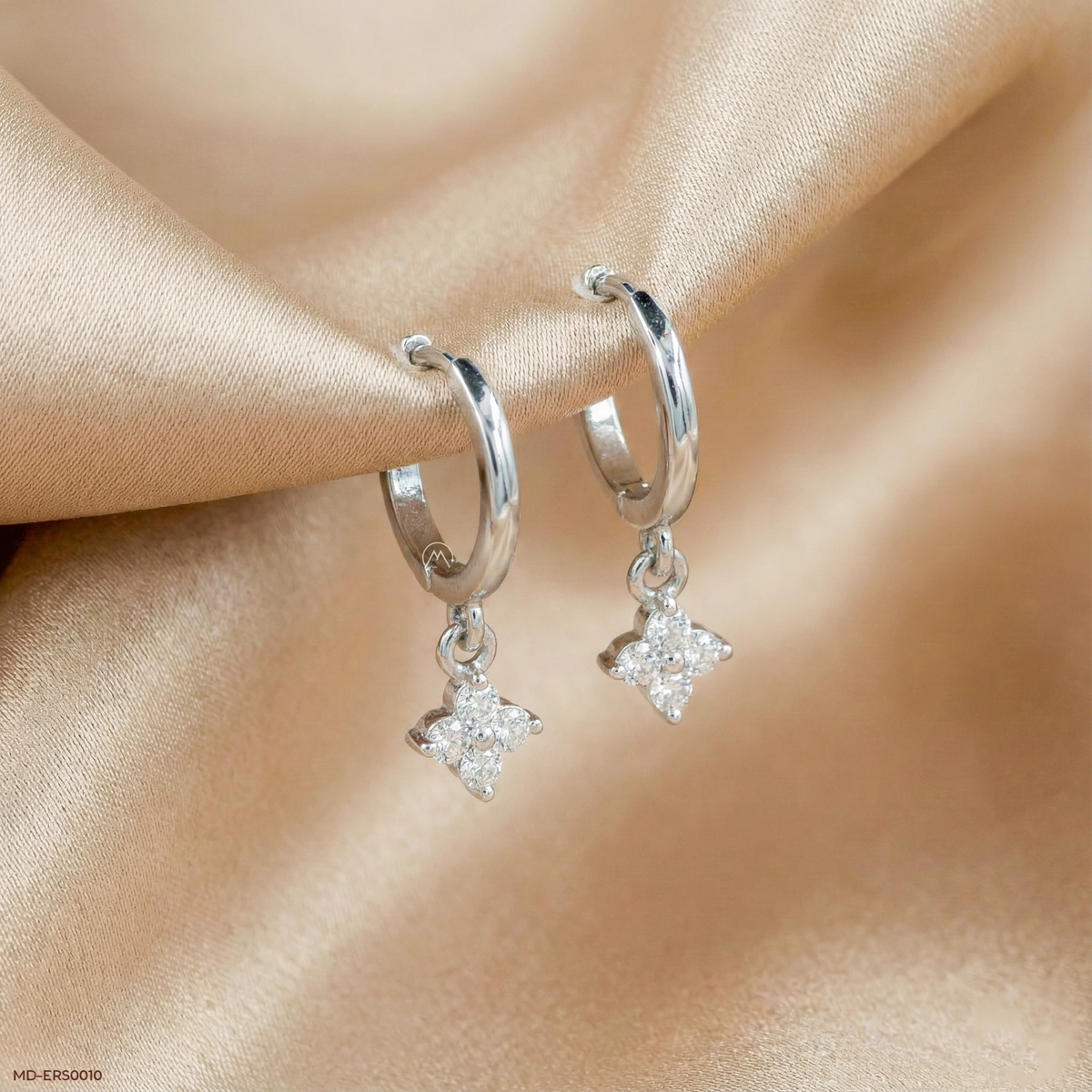 Dazzling Diamond Earring