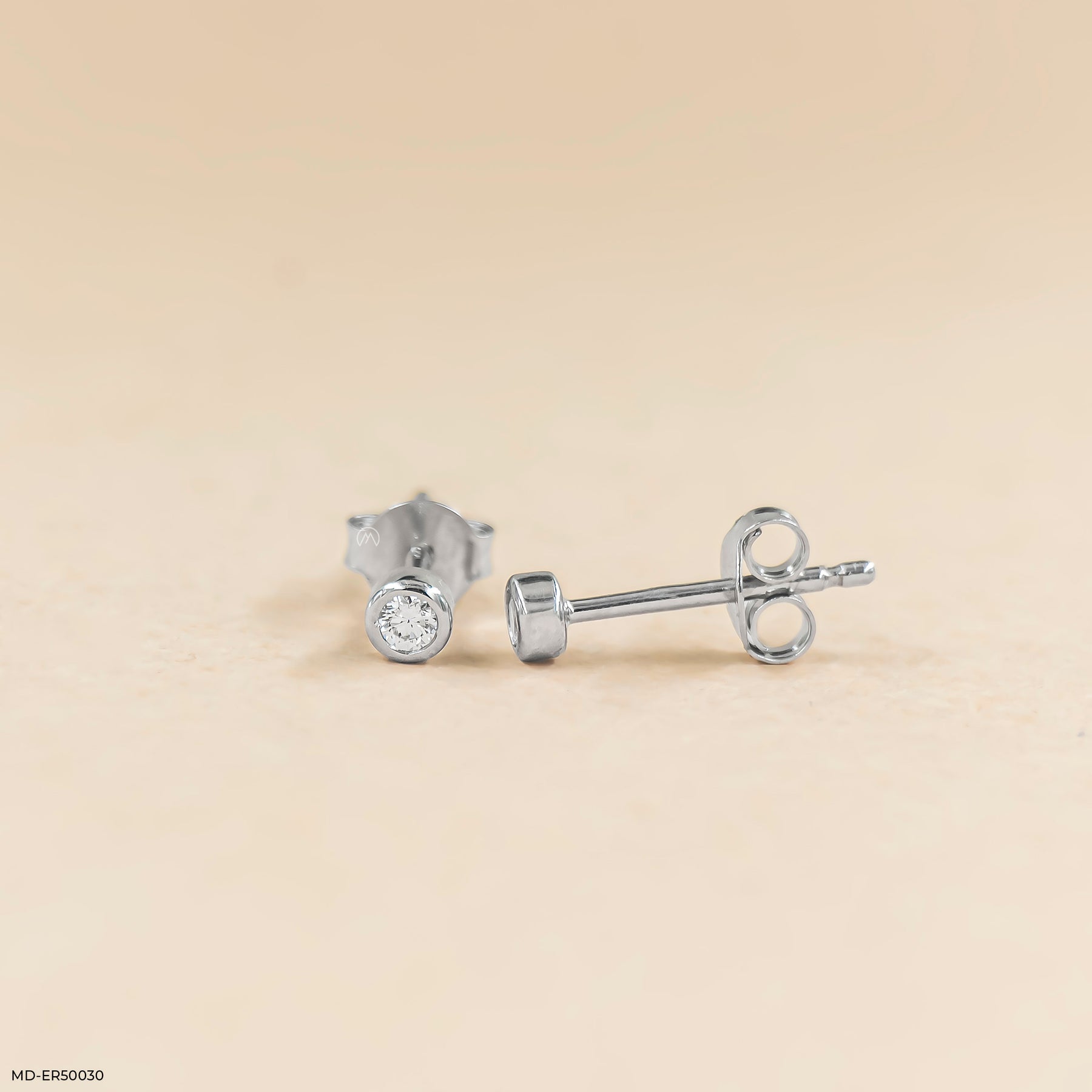 Solin Lab Diamond Stud 925 Sterling Silver