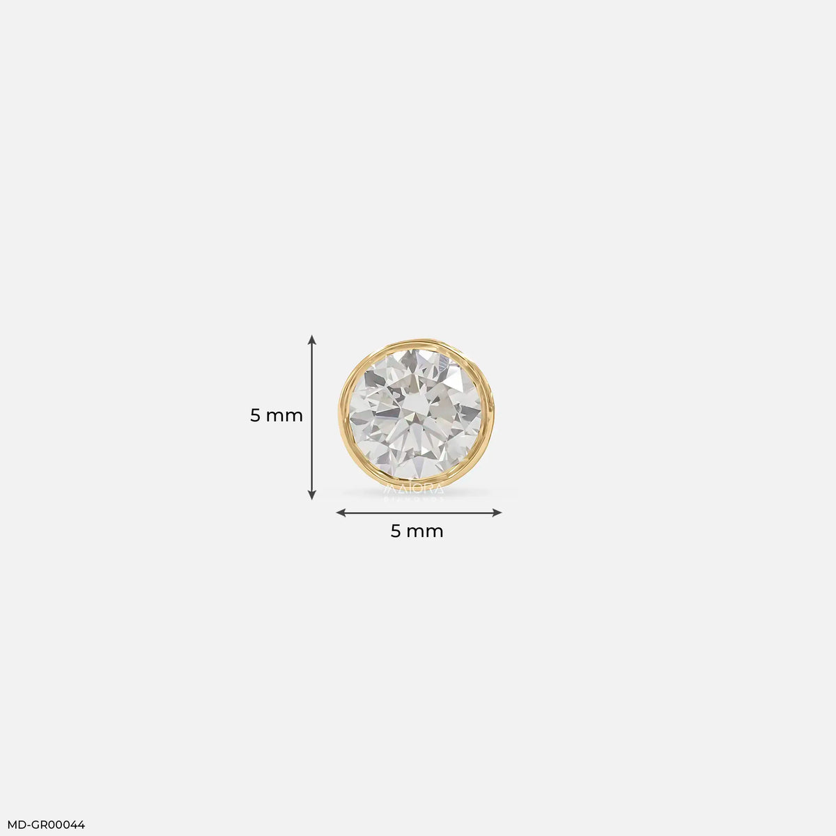 Exclusive Solitaire Diamond Mens Stud Earring