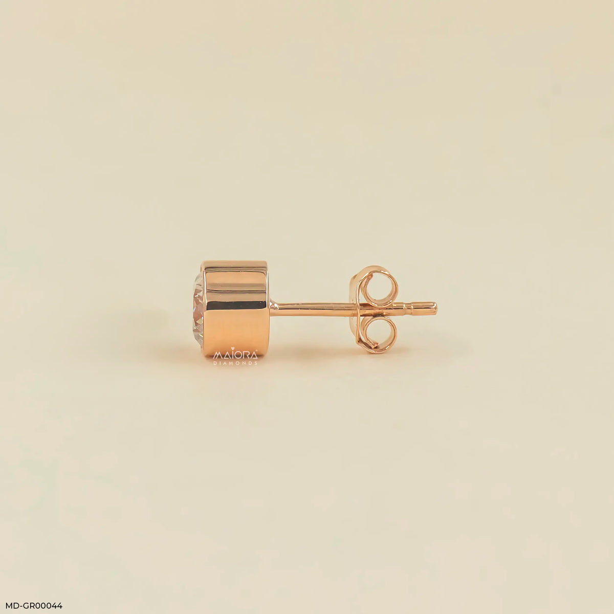 Exclusive Solitaire Diamond Mens Stud Earring