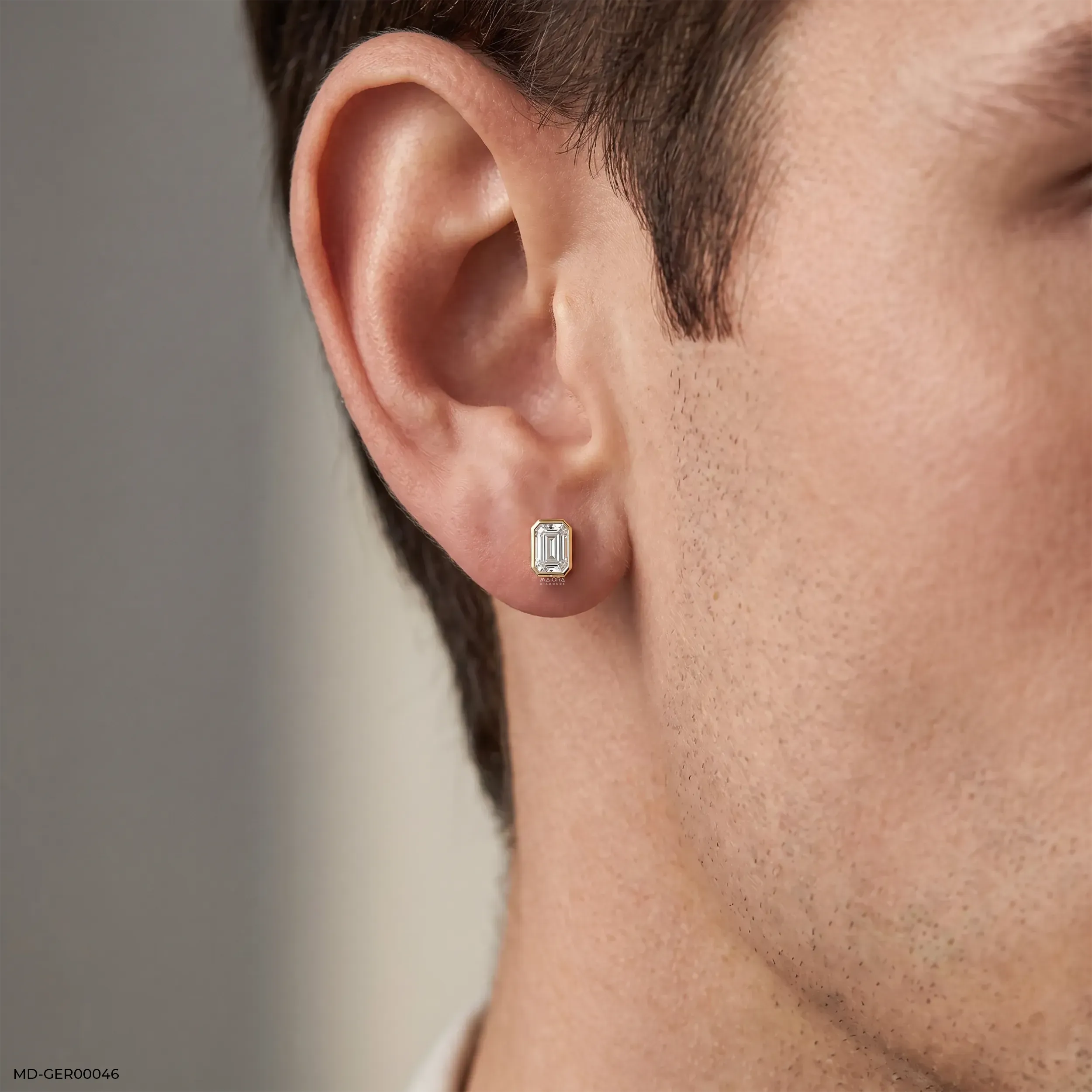 Regent Emerald Solitaire Mens Stud Earring 9K Yellow Gold