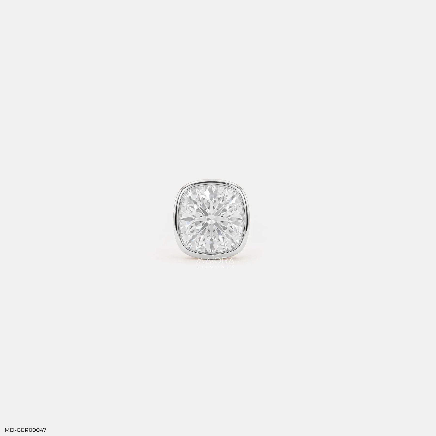 Sparkle Cushion Diamond Mens Stud Earring  Platinum 950