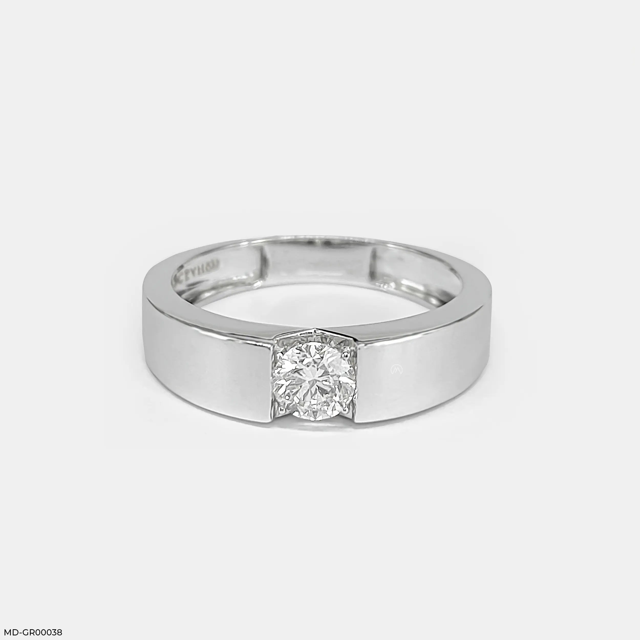 Apex Glam Solitaire Diamond Ring