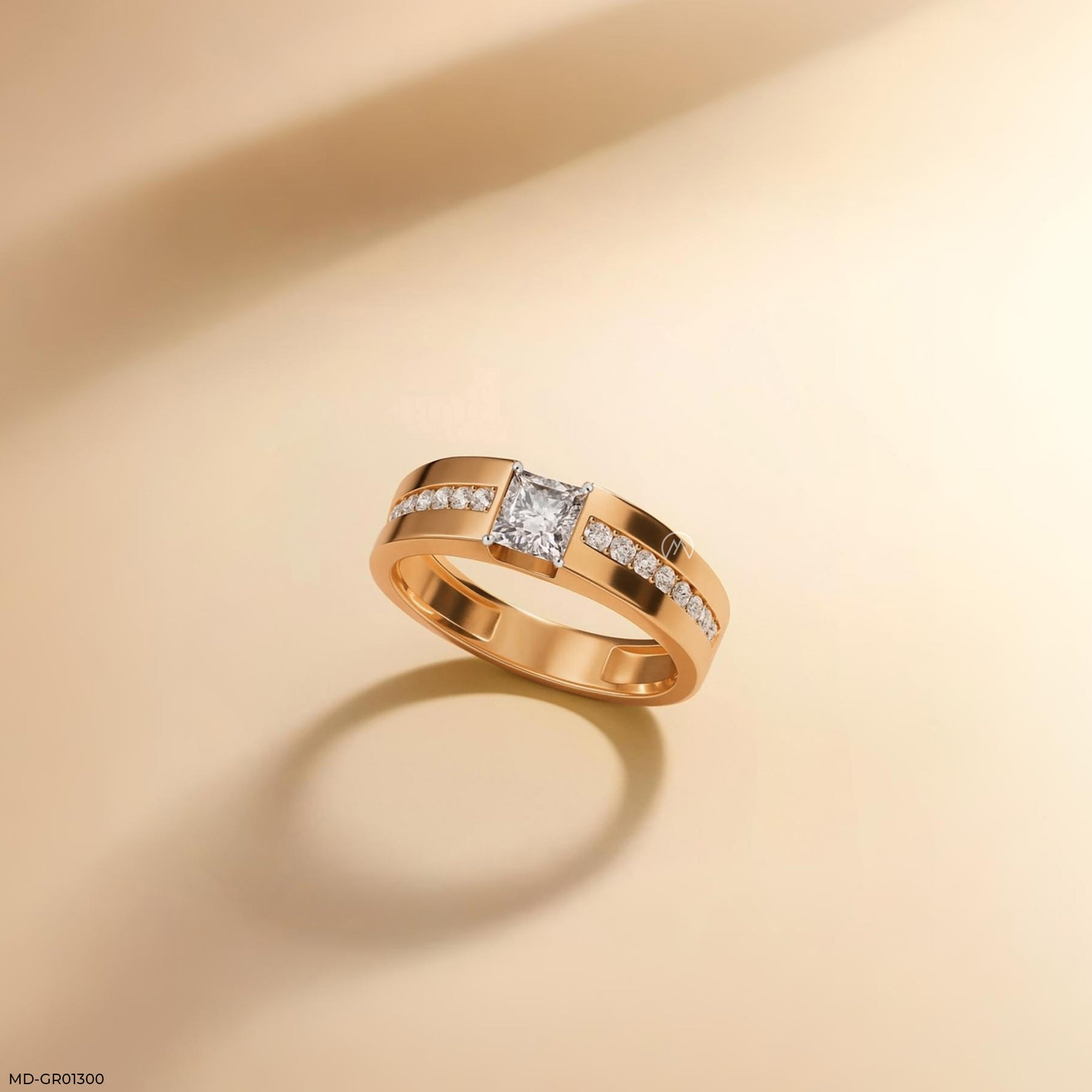 The Sentinel Ring 9K Yellow Gold