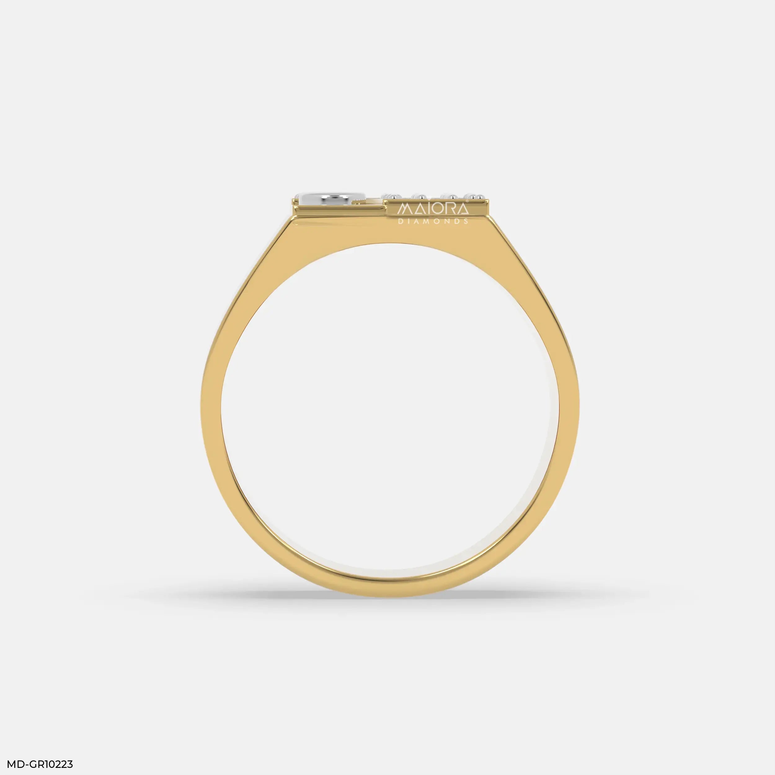 Sovereign Crest Mens Diamond Ring 18K White Gold