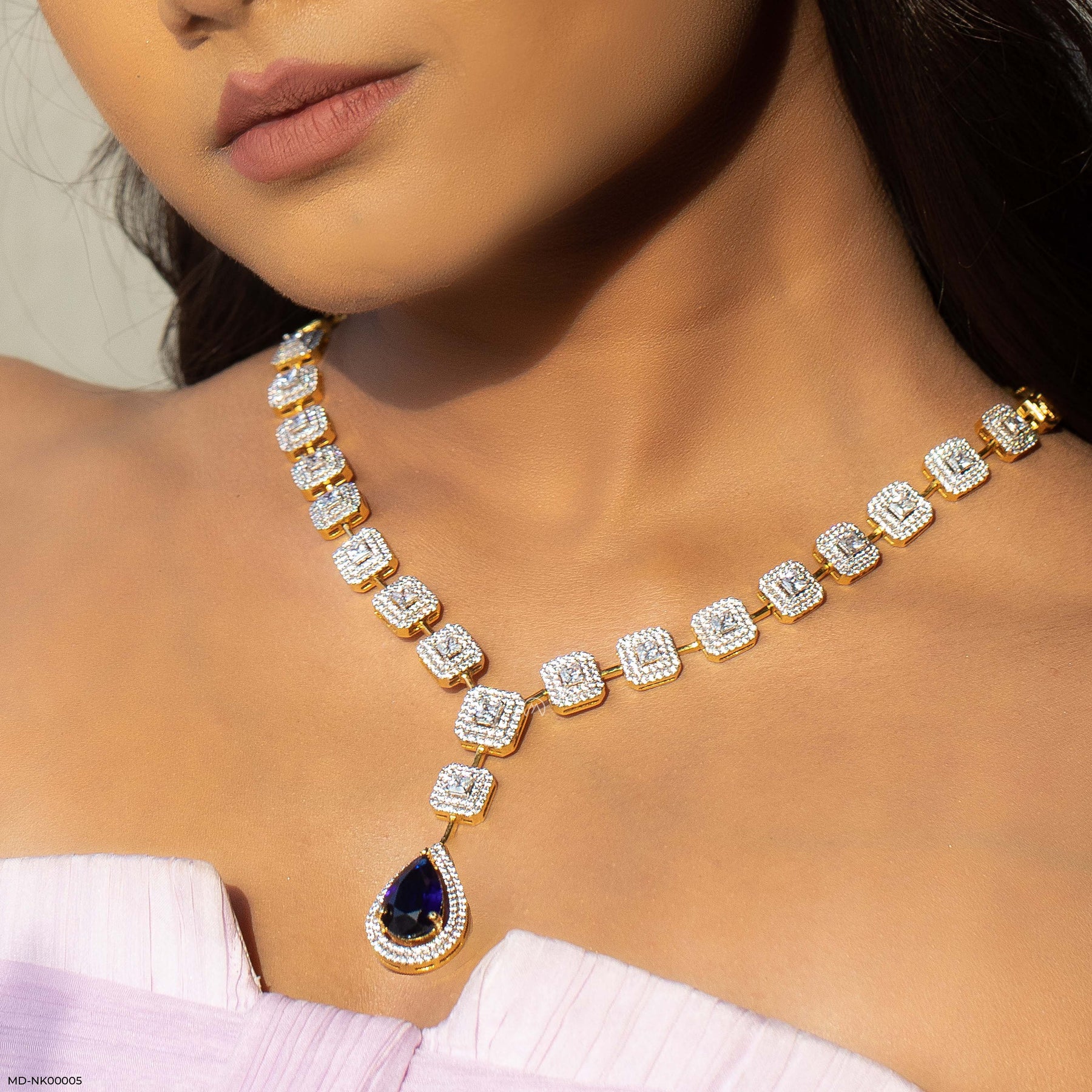 Cubist Bloom Necklace 18K Yellow Gold