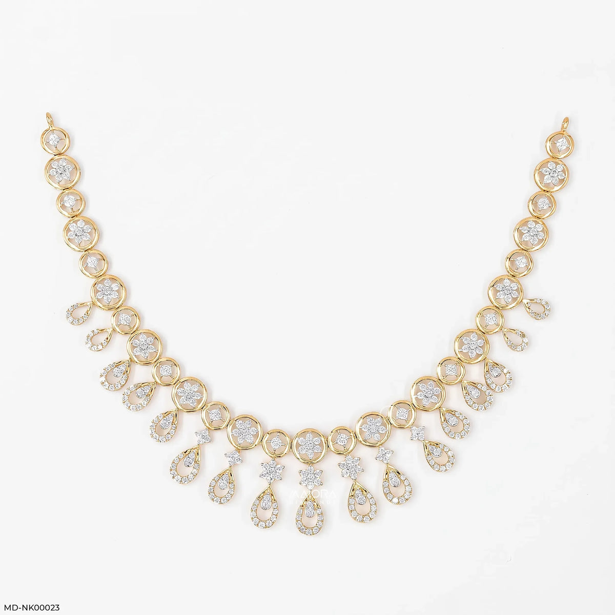 Charming Diamond Necklaces