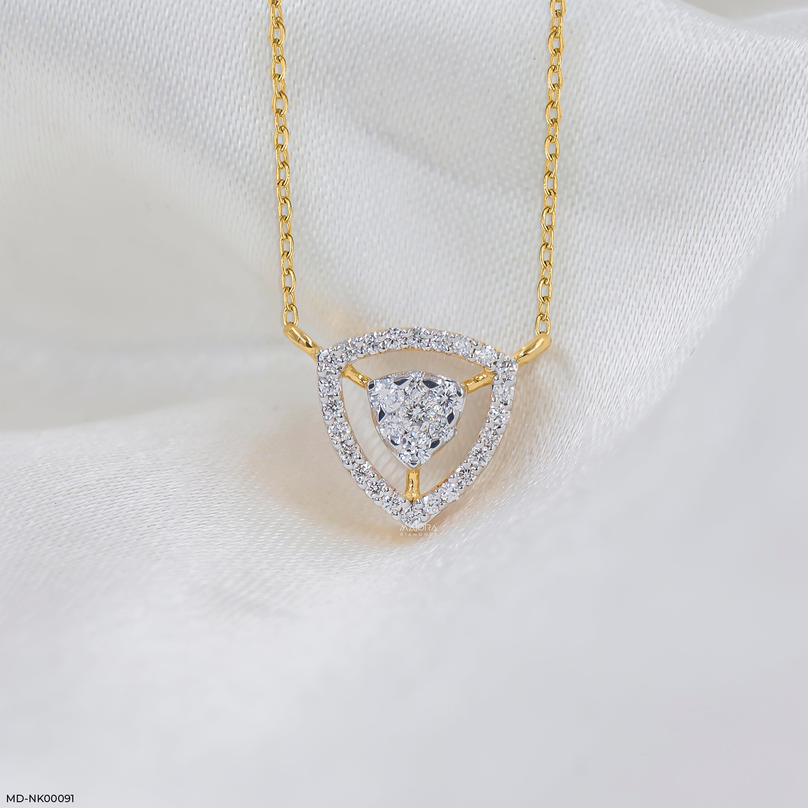 0.15 Carat Trinity lab Diamond Pendant Without Chain