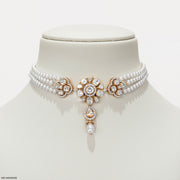 1.25 Carat Regal Maharani Pearl and Polki Choker
 14K Yellow Gold