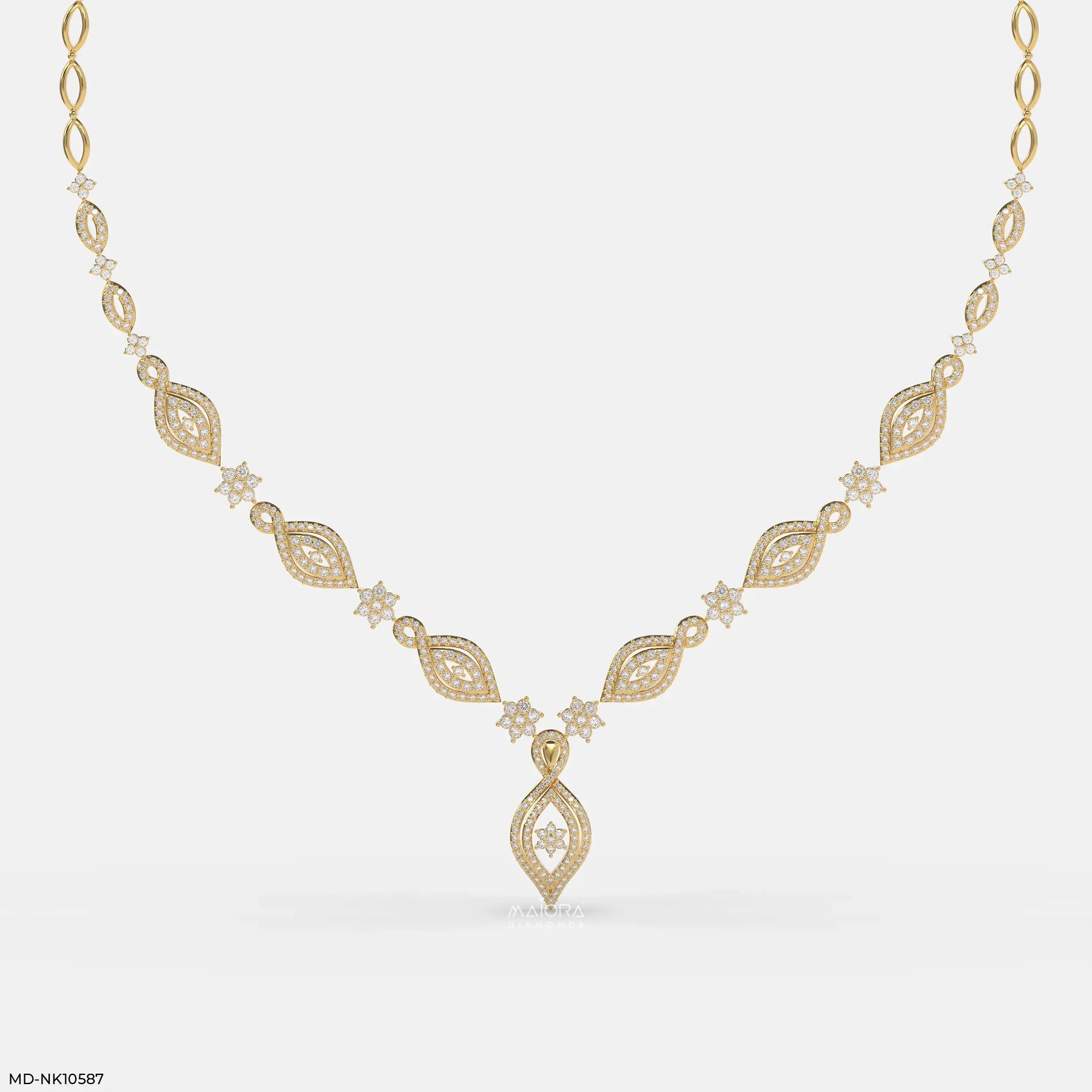 Petal Glam Cluster Diamond Necklace 18K Rose Gold