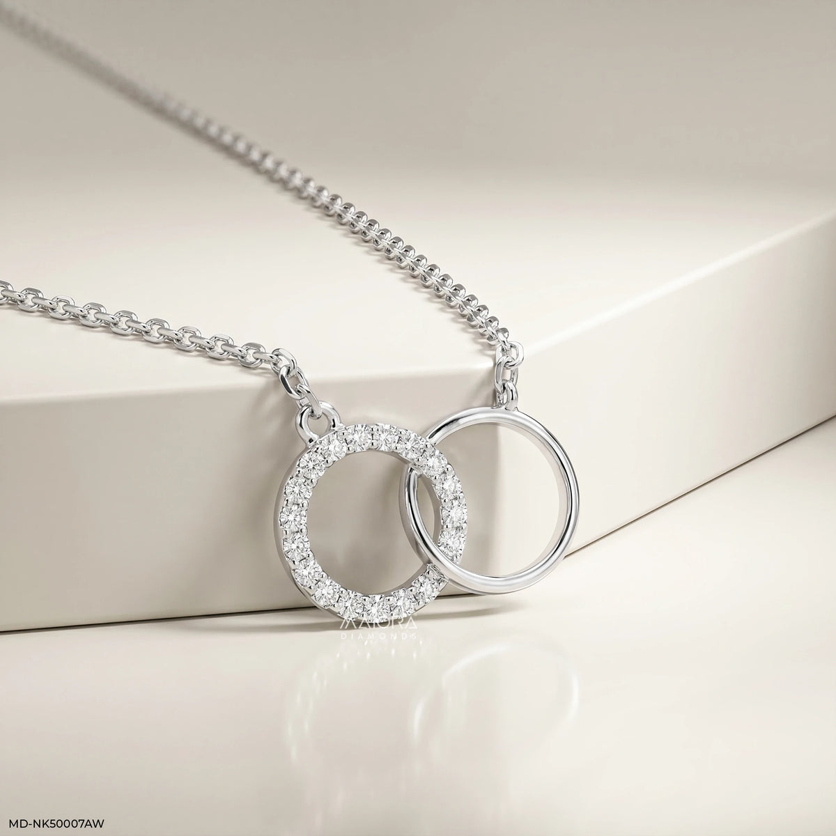 Union Circle Diamond Necklce