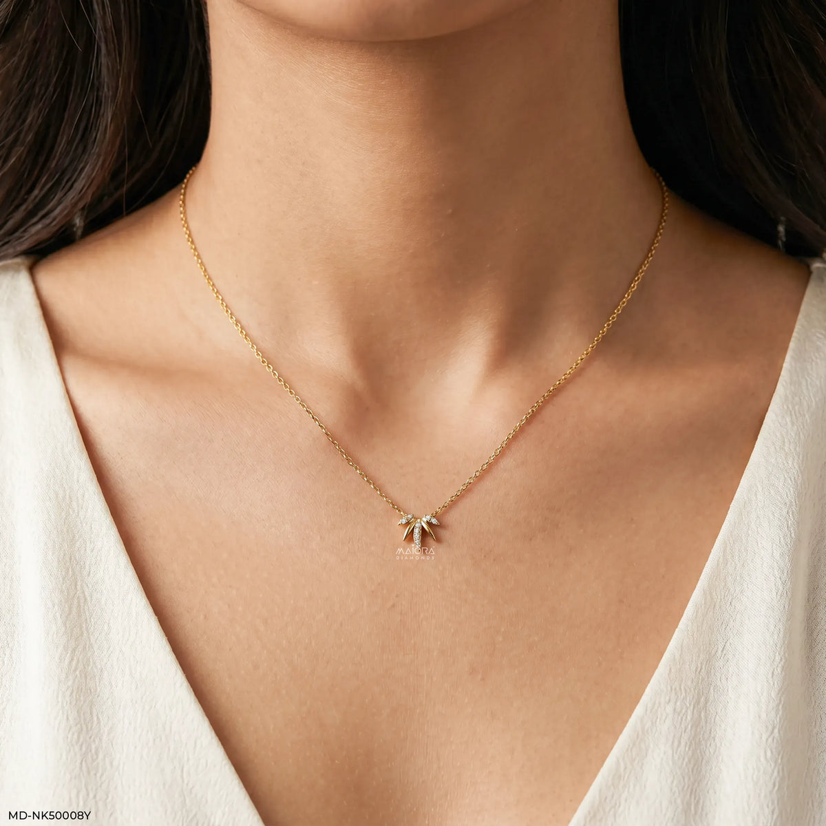 Stylized Ray Diamond Necklace