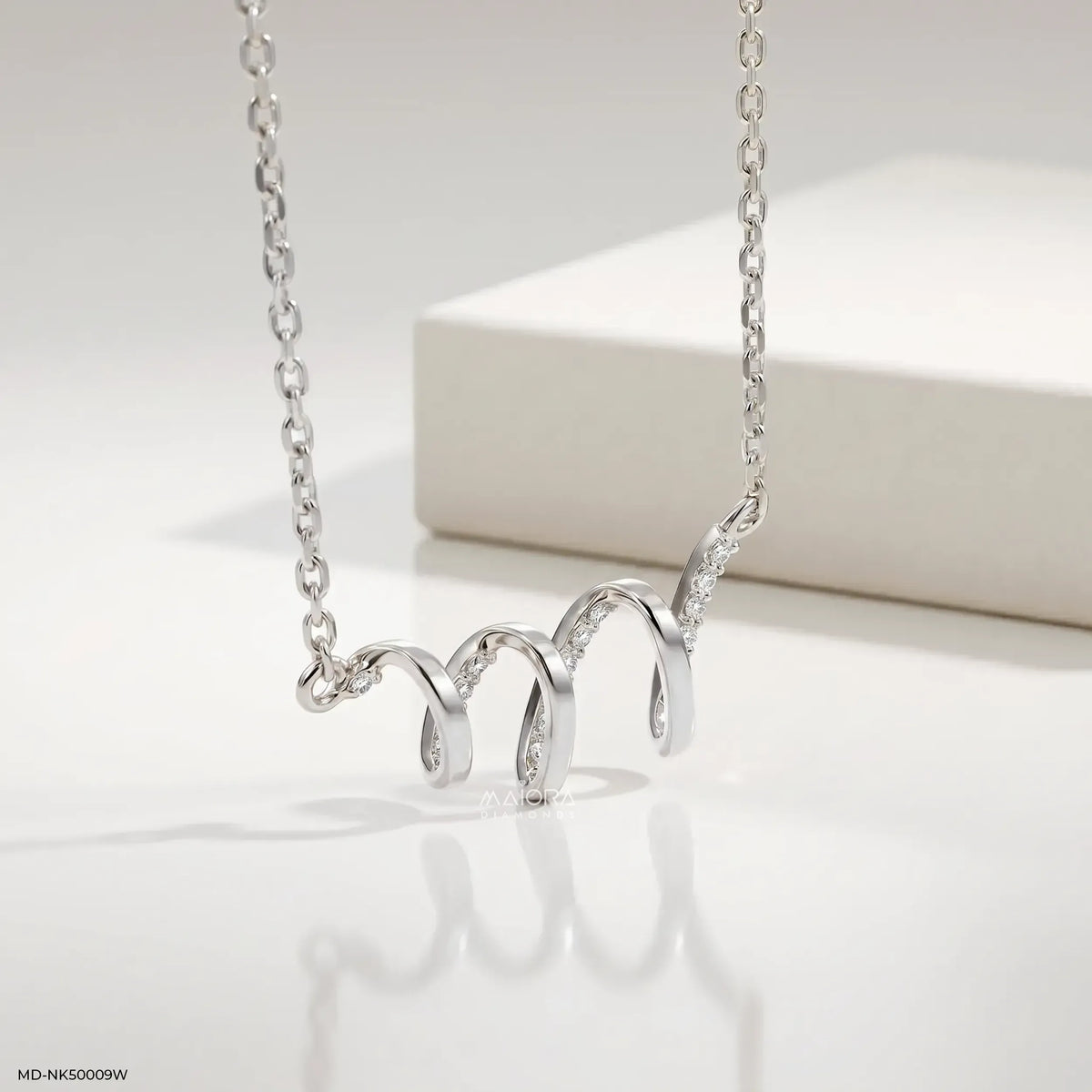Wavy Pluse Diamond Necklace