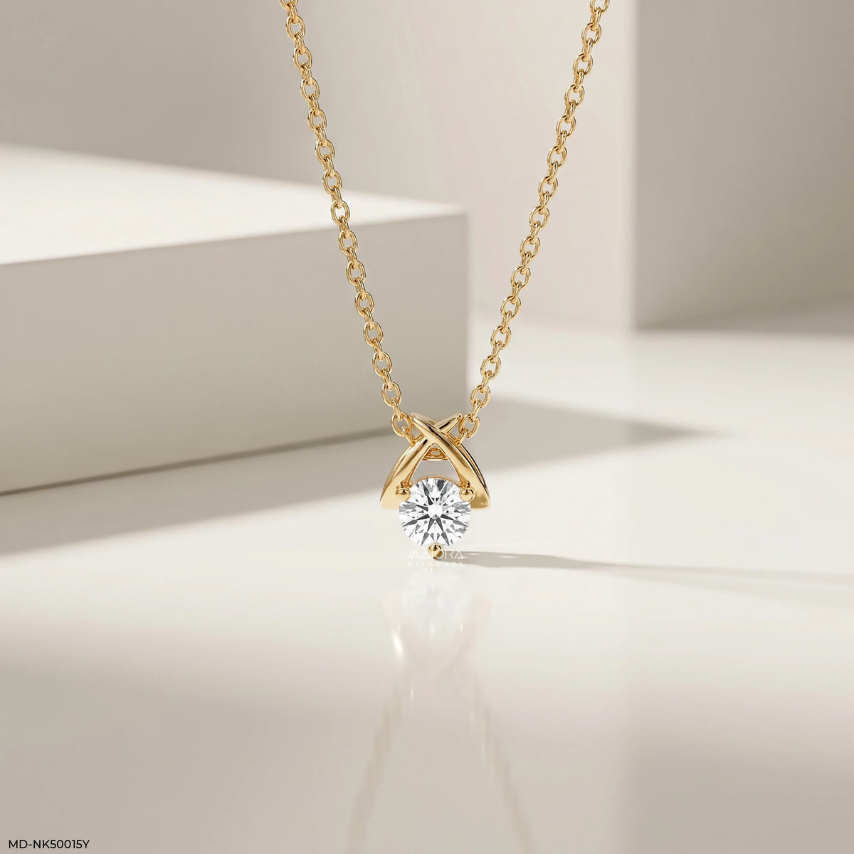 Crisshold Round Solitaire Diamond Necklace