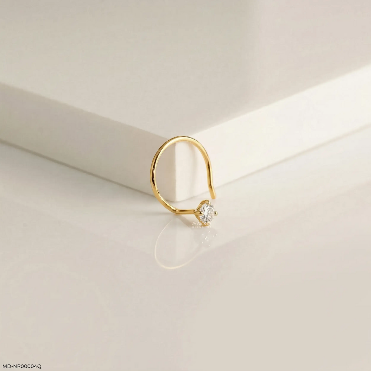 0.090 Cent Solitaire Diamond Nose Pin