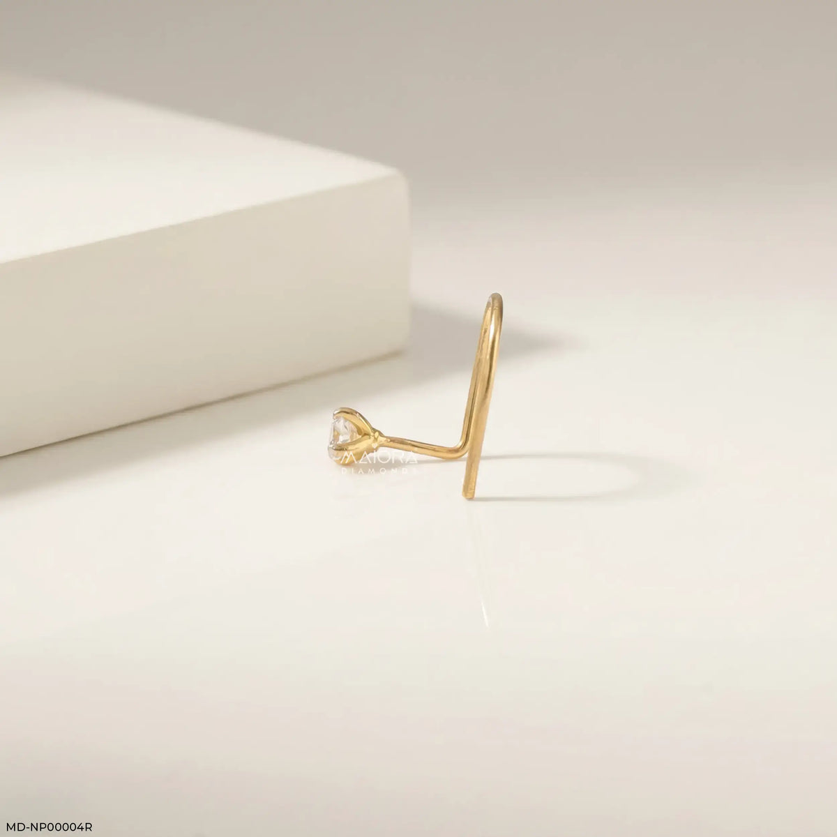 Celeste Nose Pin