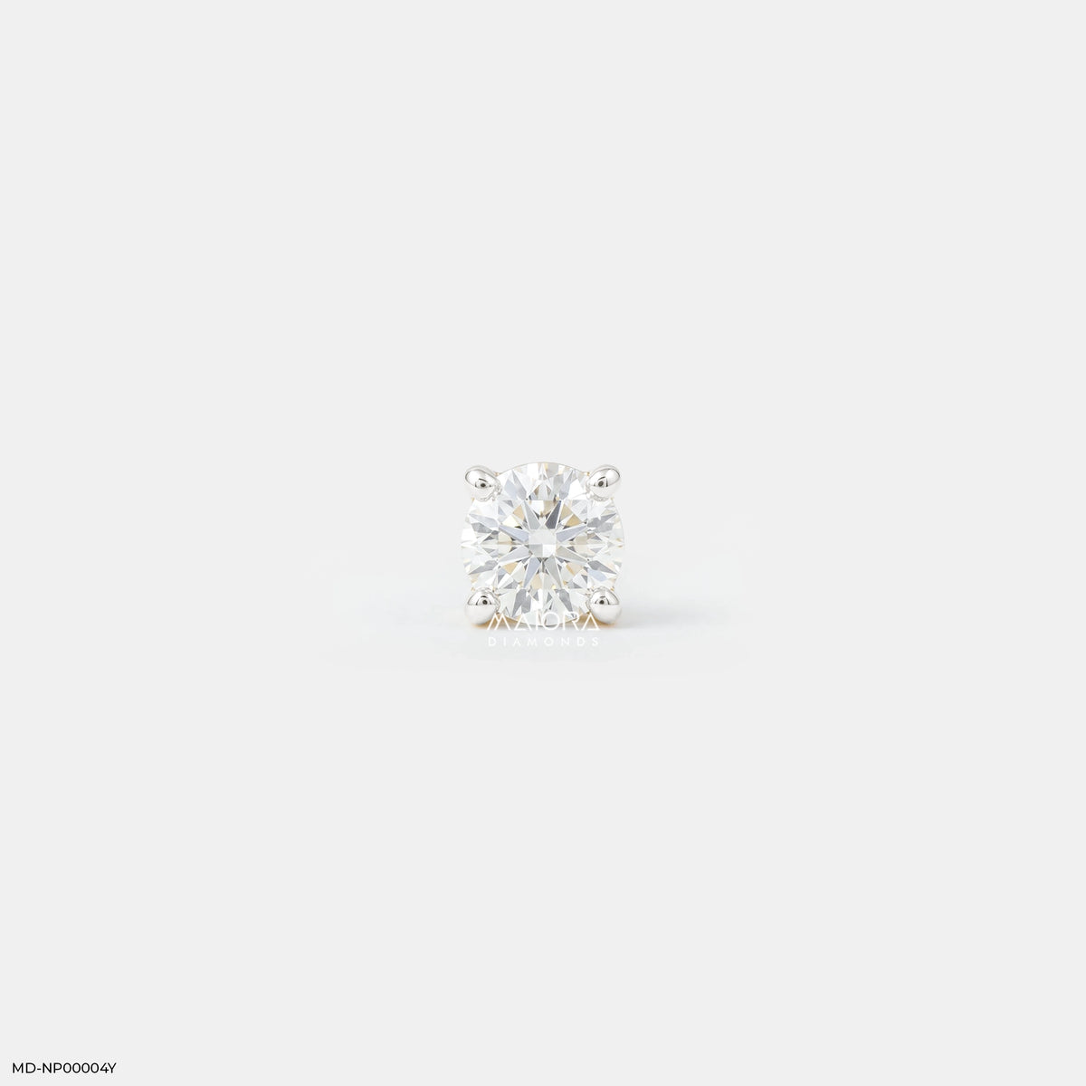 0.15 Carat Bright Solitaire Diamond Nose Pin