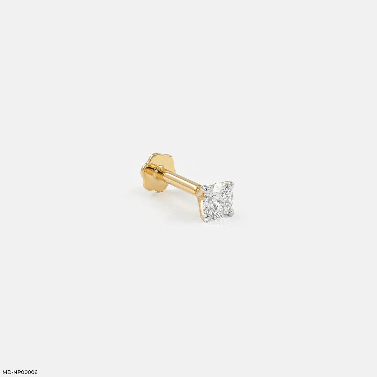 Regal Solitaire Diamond Nose Pin