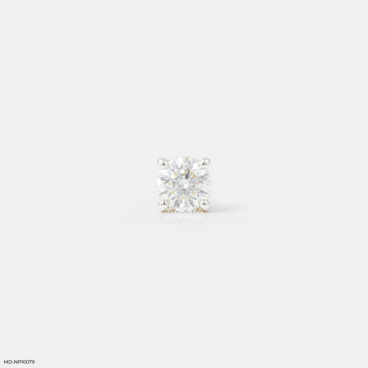 Aurelia Solitaire Diamond Nose Pin