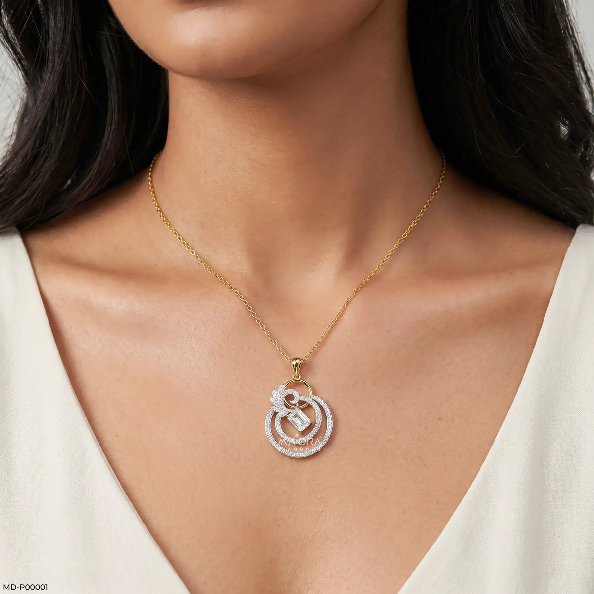 Artistic Circle Pendant Platinum