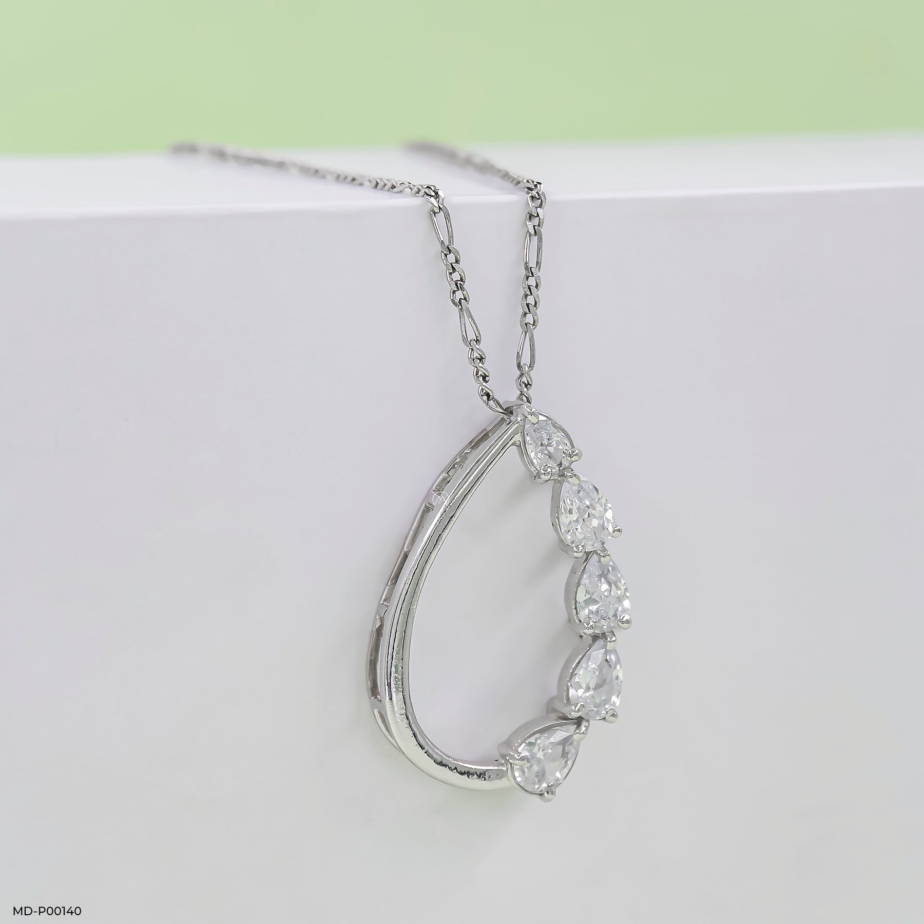 1.5 Carat Pear Path pendants 18K White Gold