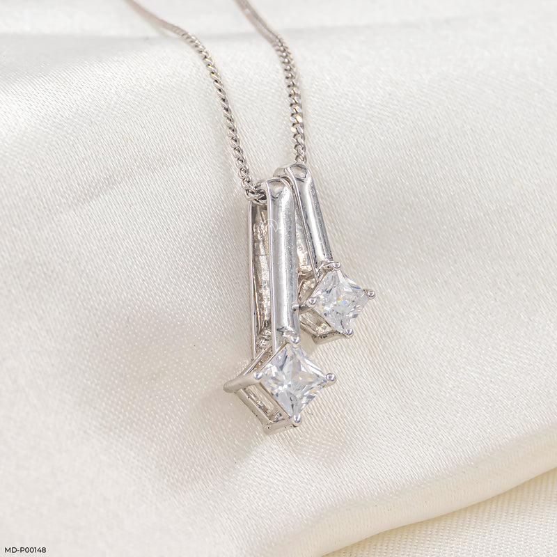 0.50 Carat Mode Pendants 14K Yellow Gold