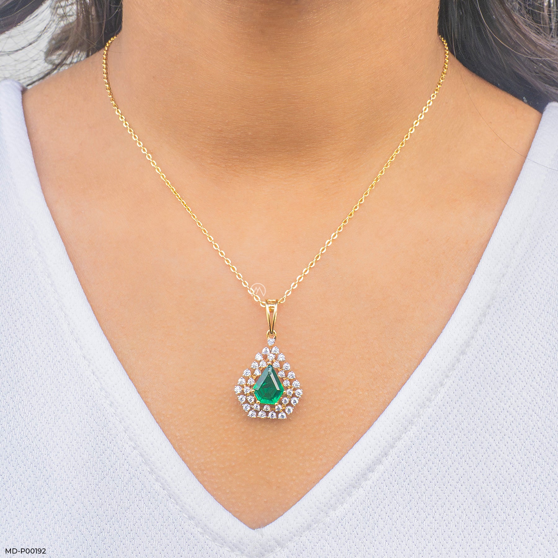 0.75 Carat Green Geometry Pendants 18K White Gold