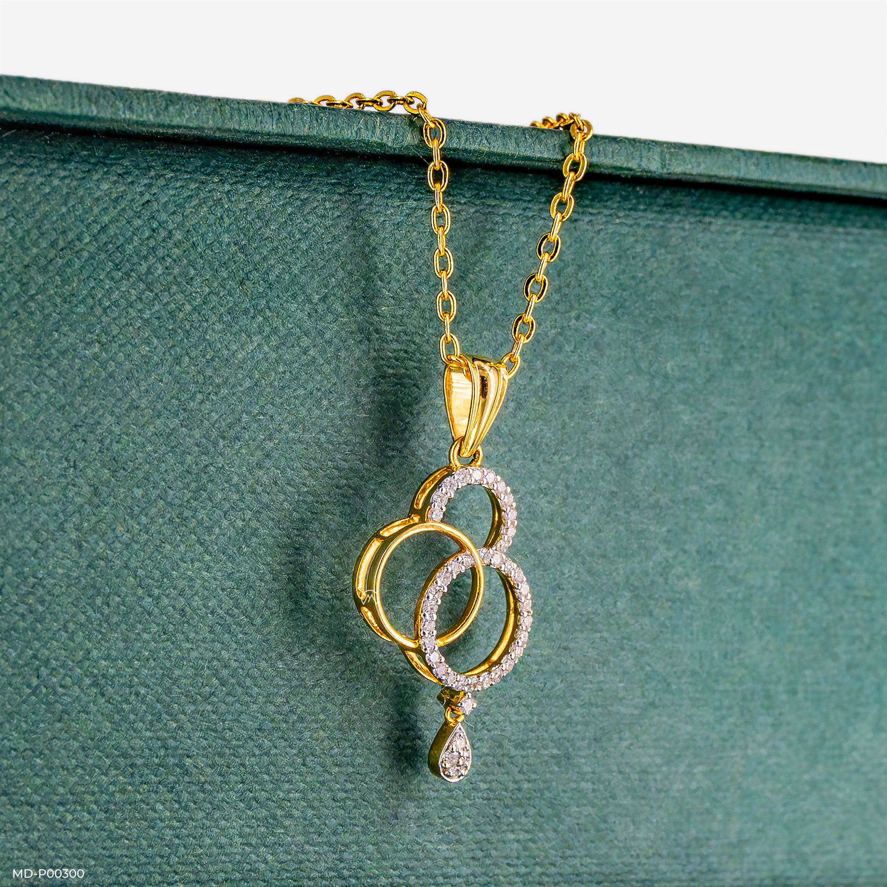 Delicate Round Diamond Pendant 9K Yellow Gold