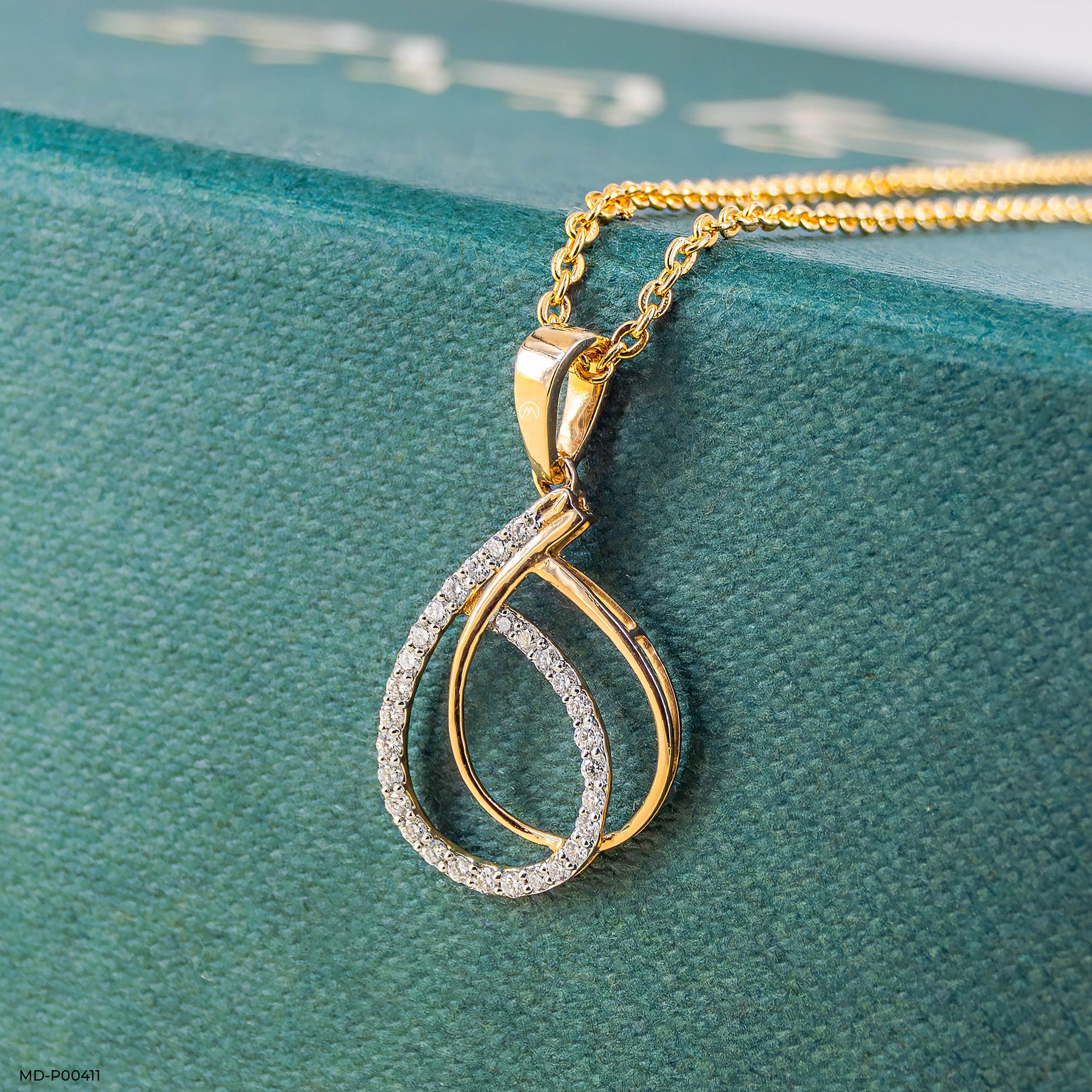 0.25 Carat Modern Teardrop Interlock Lab Diamond Pendant 14K Yellow Gold