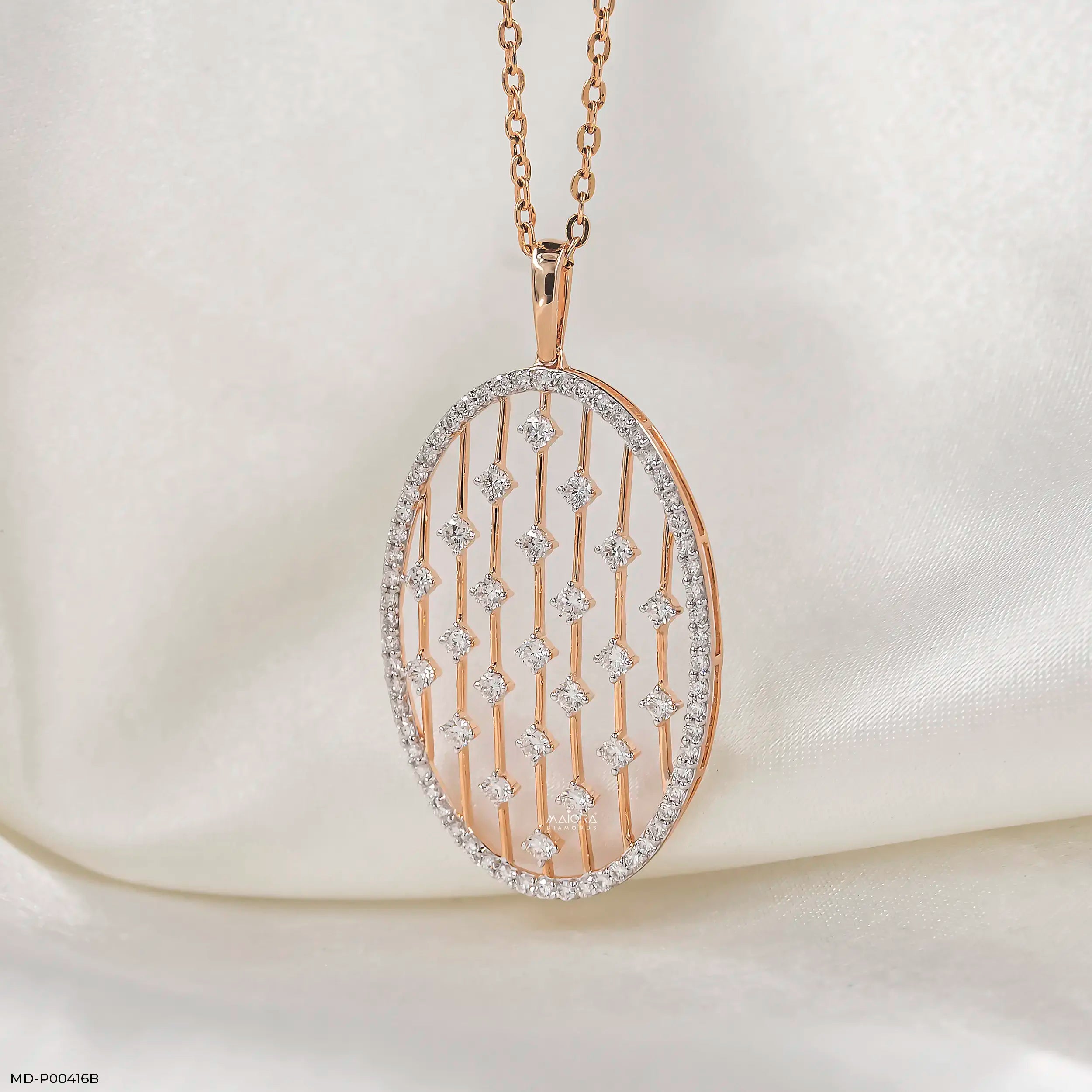Subtle Contoure Diamond Pendant