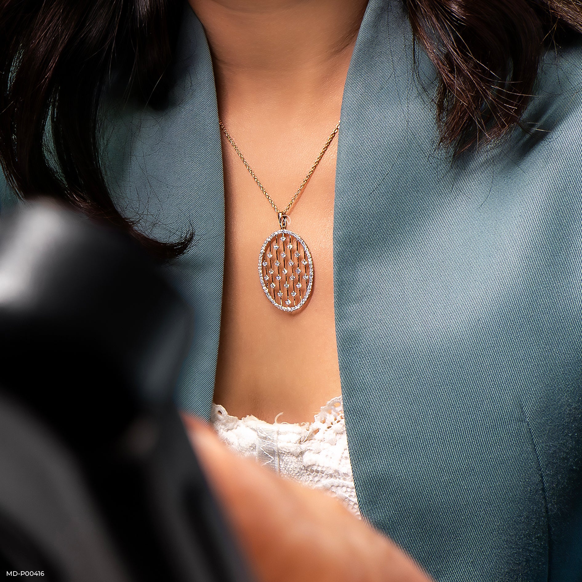 Subtle Contour Diamond Pendant 9K Rose Gold
