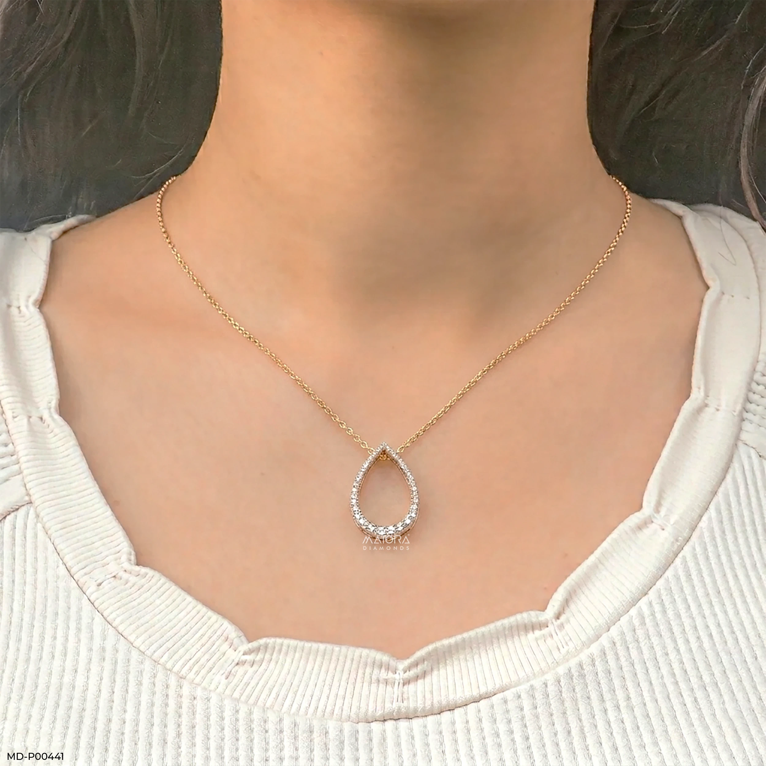 Emerald Raindrop Pendant Platinum 950