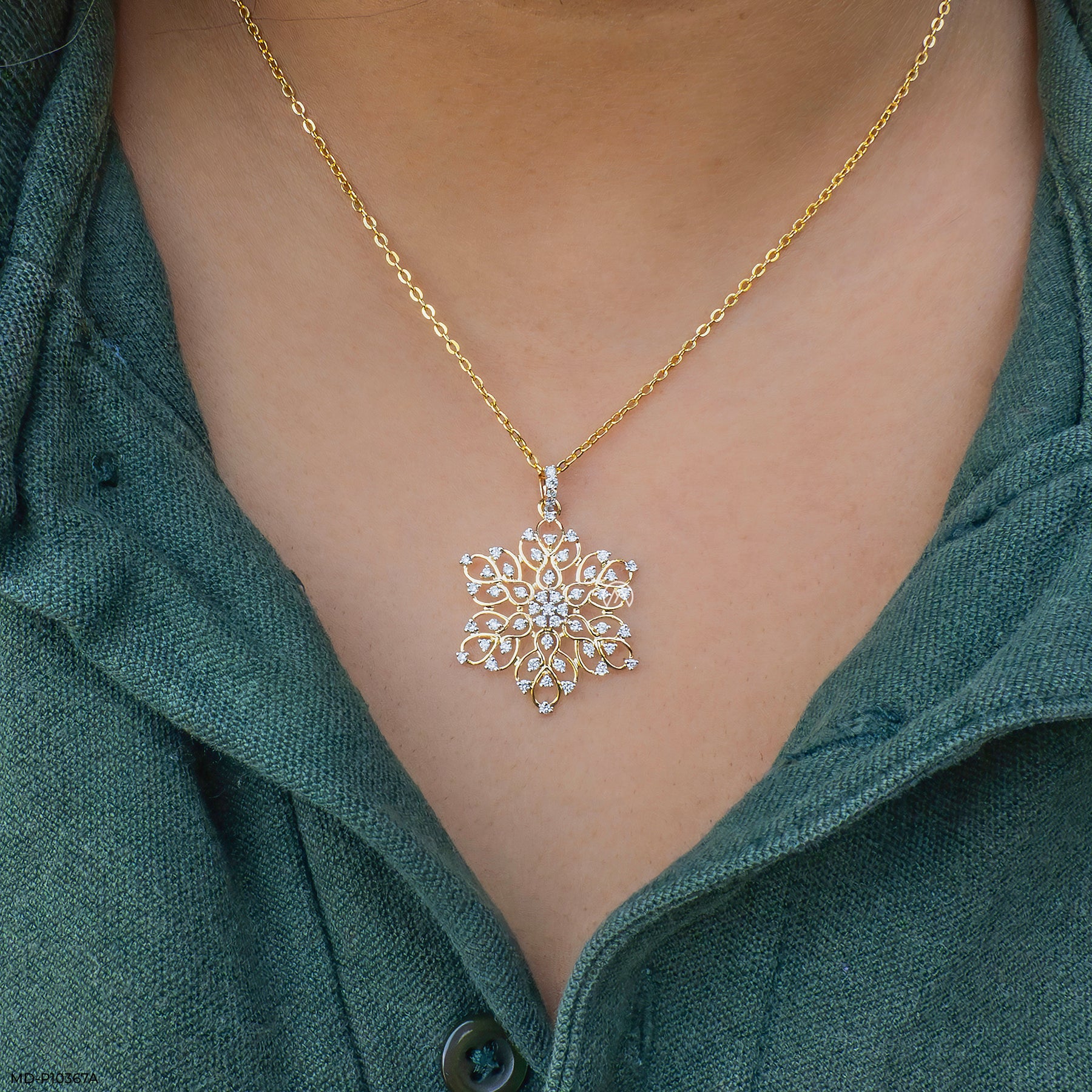 Filigree Floral Star Pendant 14K Yellow Gold