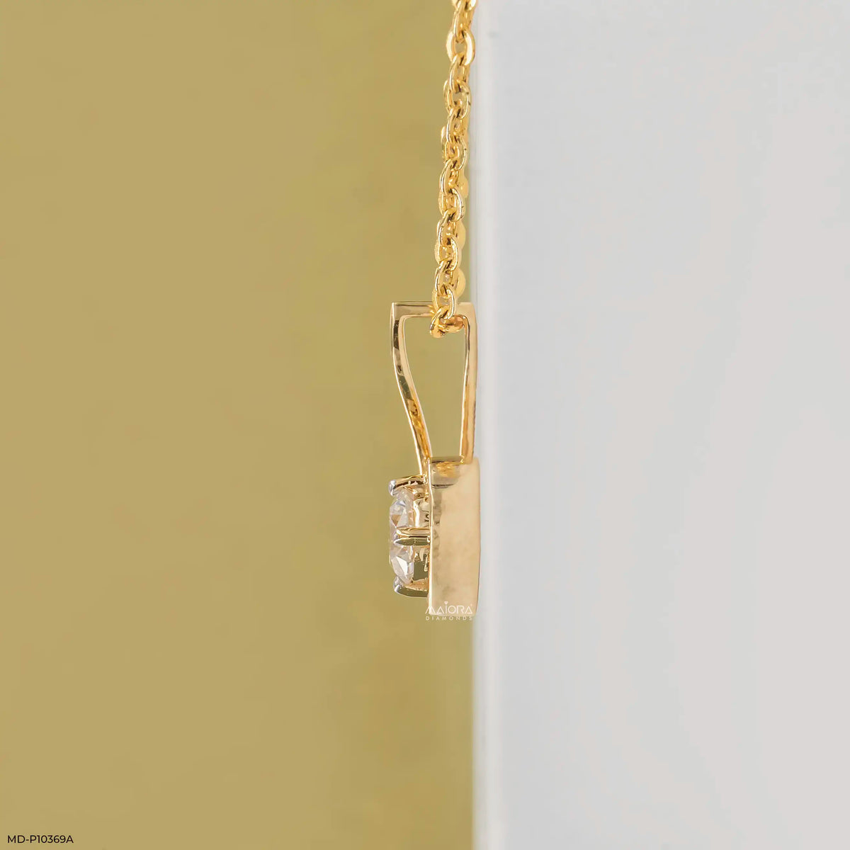 0.45 Carat Glow Diamond Pendant