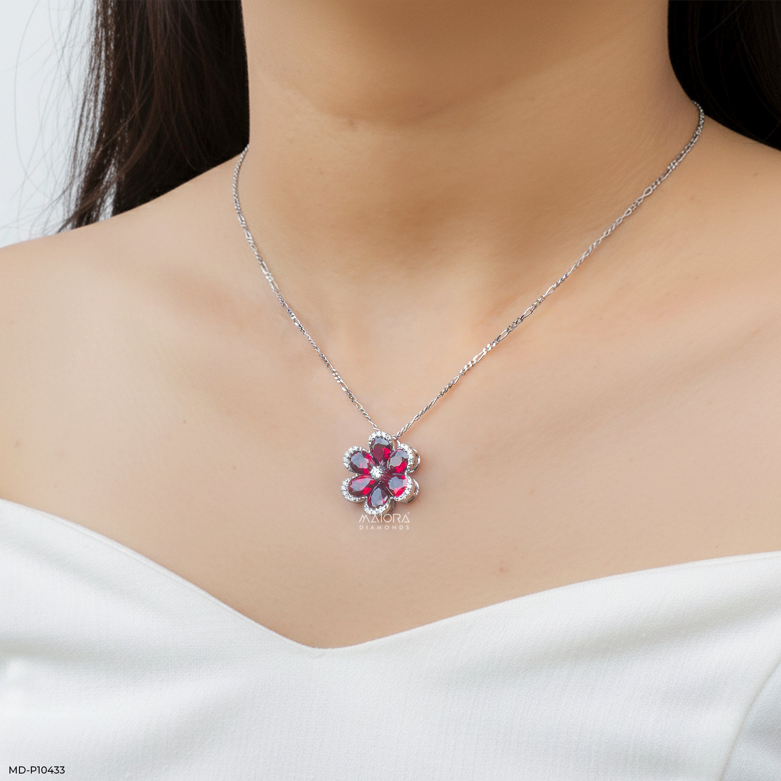 The Garnet Bloom  Pendants 9K White Gold