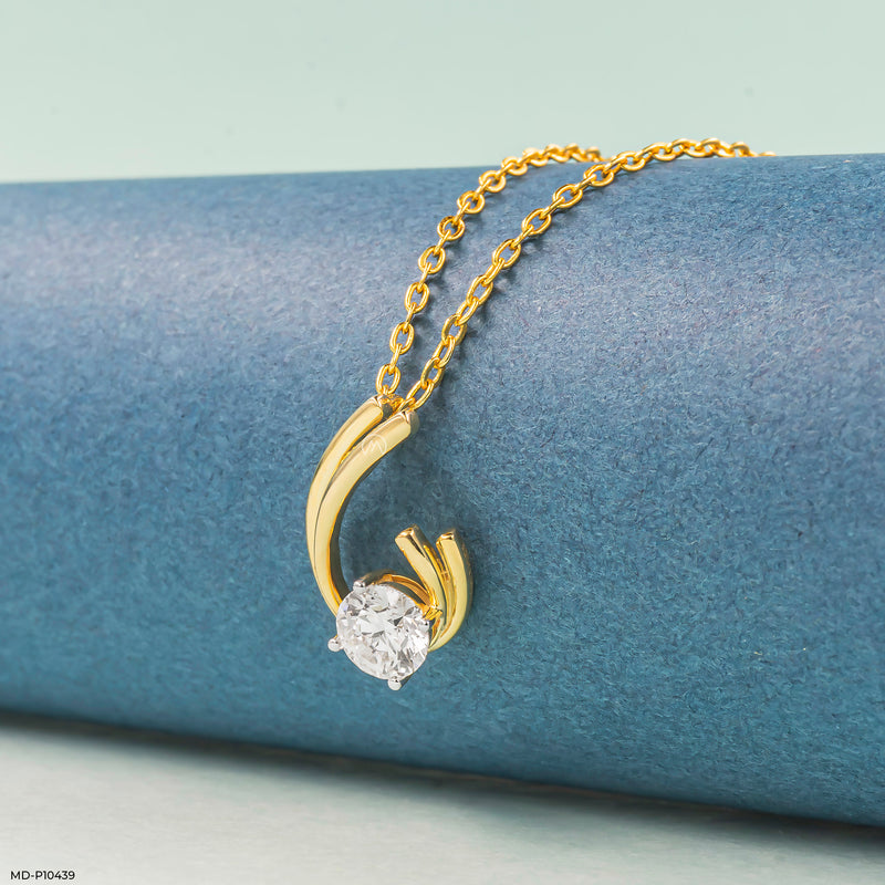0.75 Carat Round Solitaire Elara Pendant 18K Rose Gold