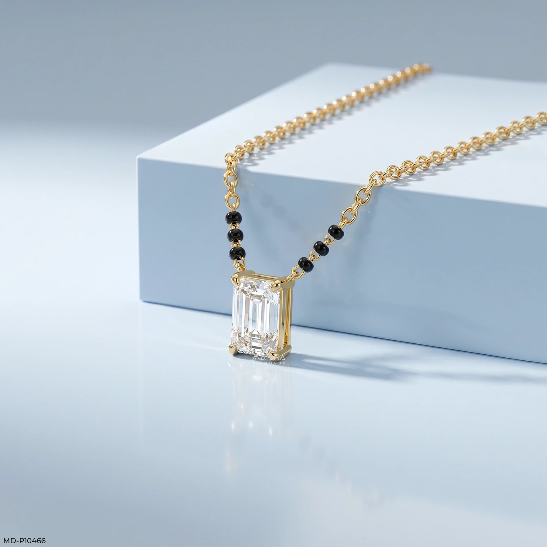 Emerald Solitaire Diamond Mangalsutra 9K Yellow Gold