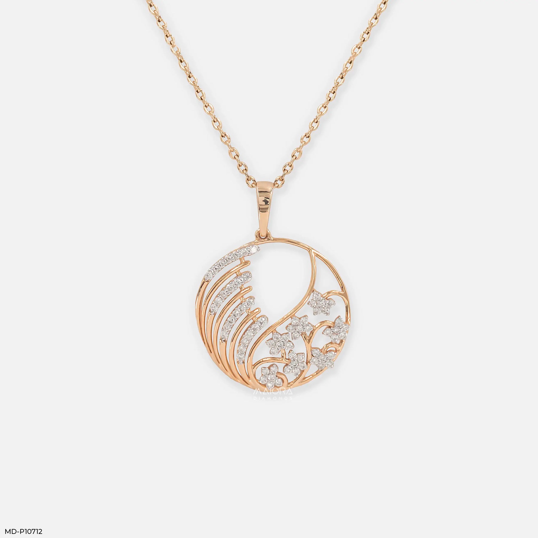 Blishfull Bloom Diamond Pendant 9K Yellow Gold