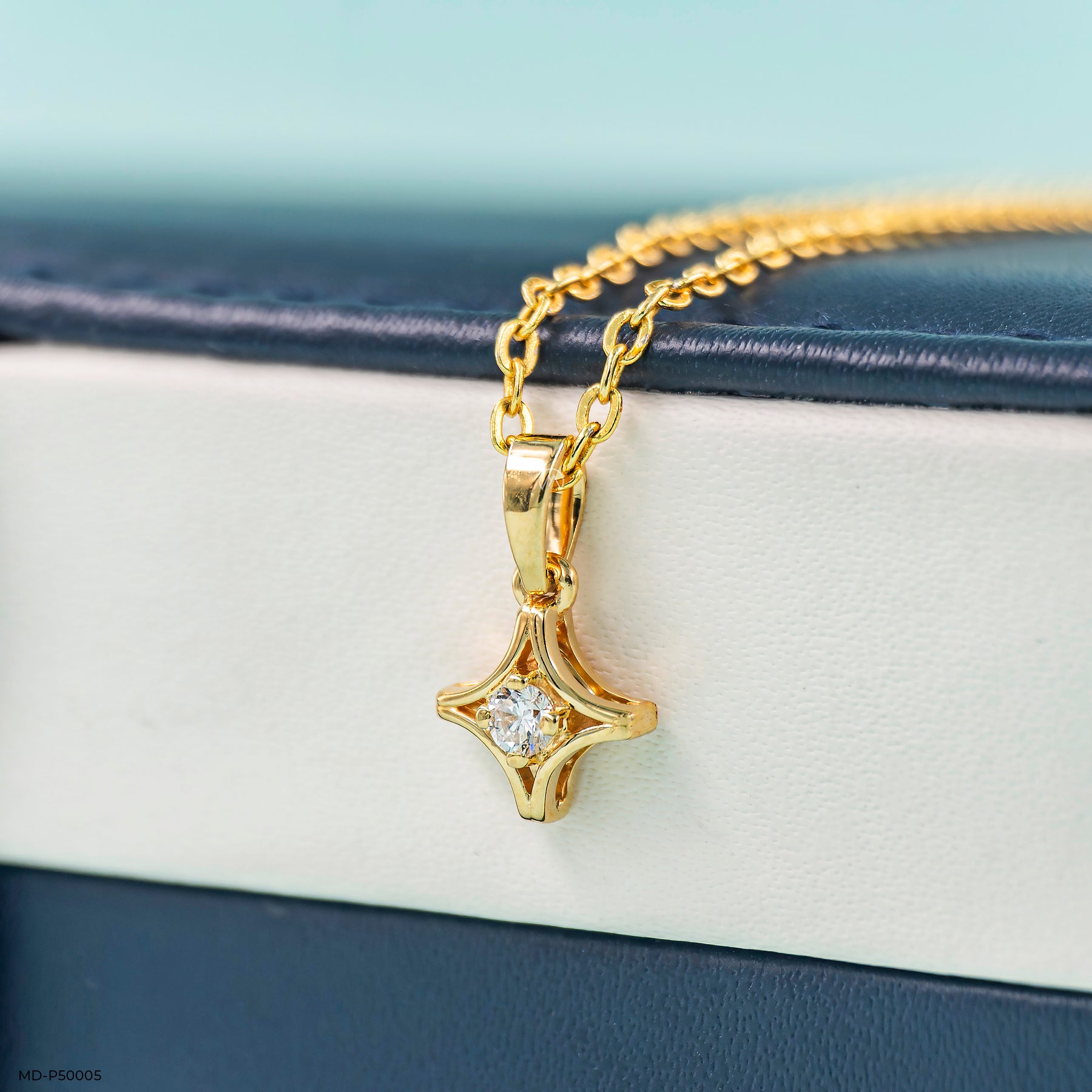 Center of Gravity Lab Diamond Pendant 925 Sterling Silver