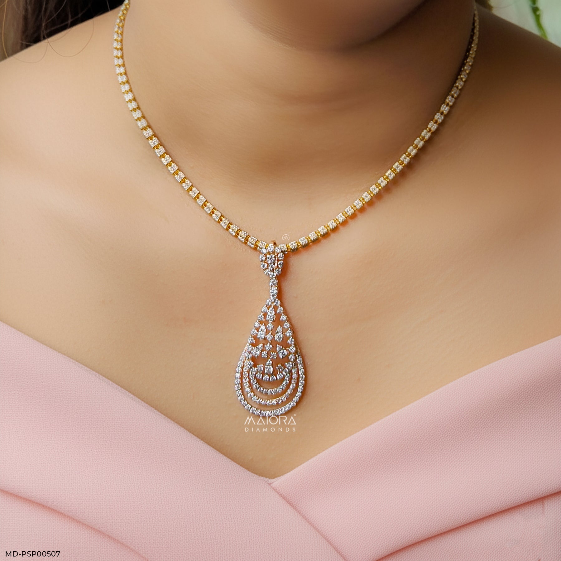 Filigree Teardrop Diamond Pendant 14K Yellow Gold