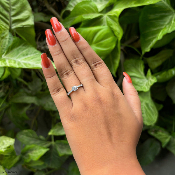 The Elegant Solitaire Ring 14K White Gold