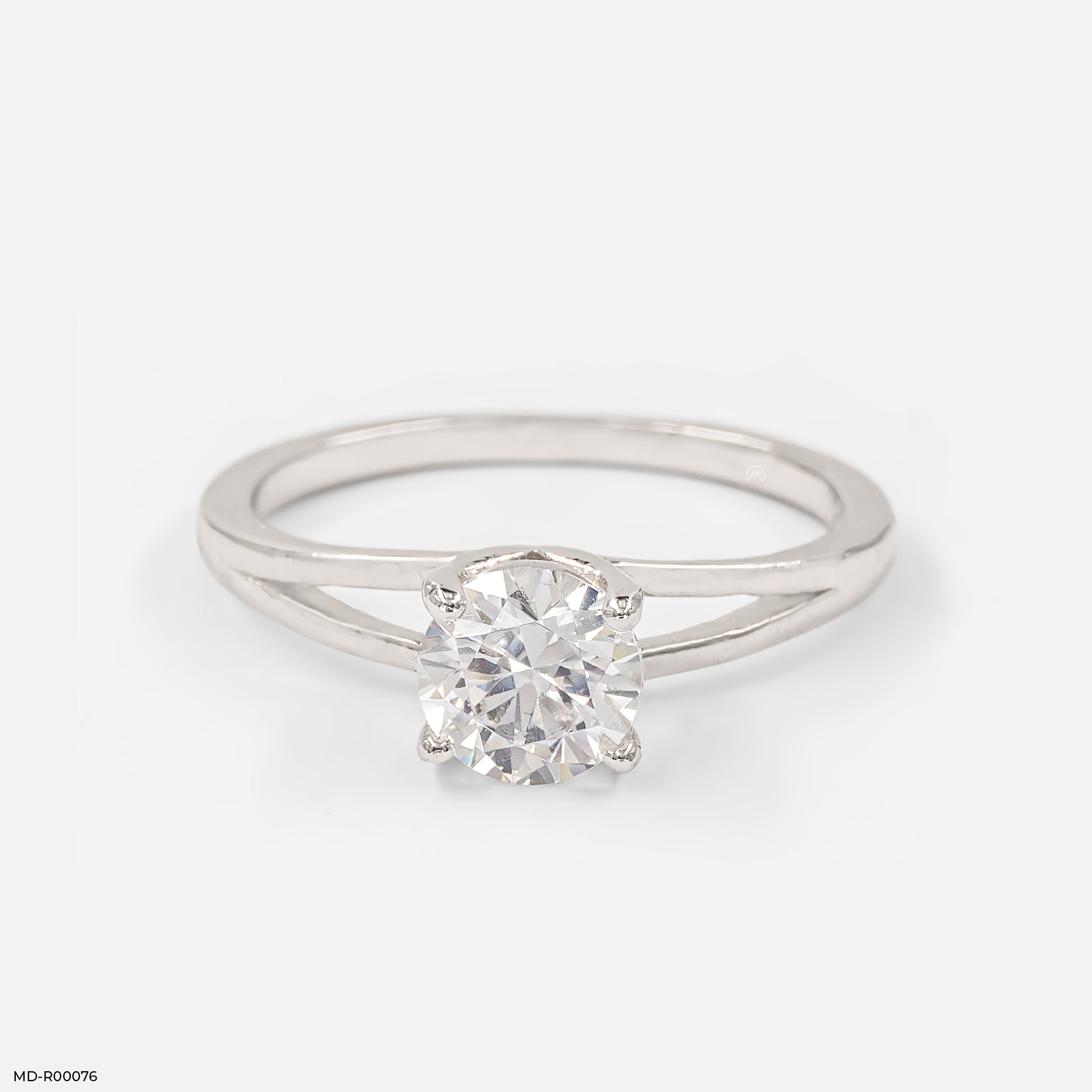 0.90 Carat Round Solitaire Ring 9K White Gold