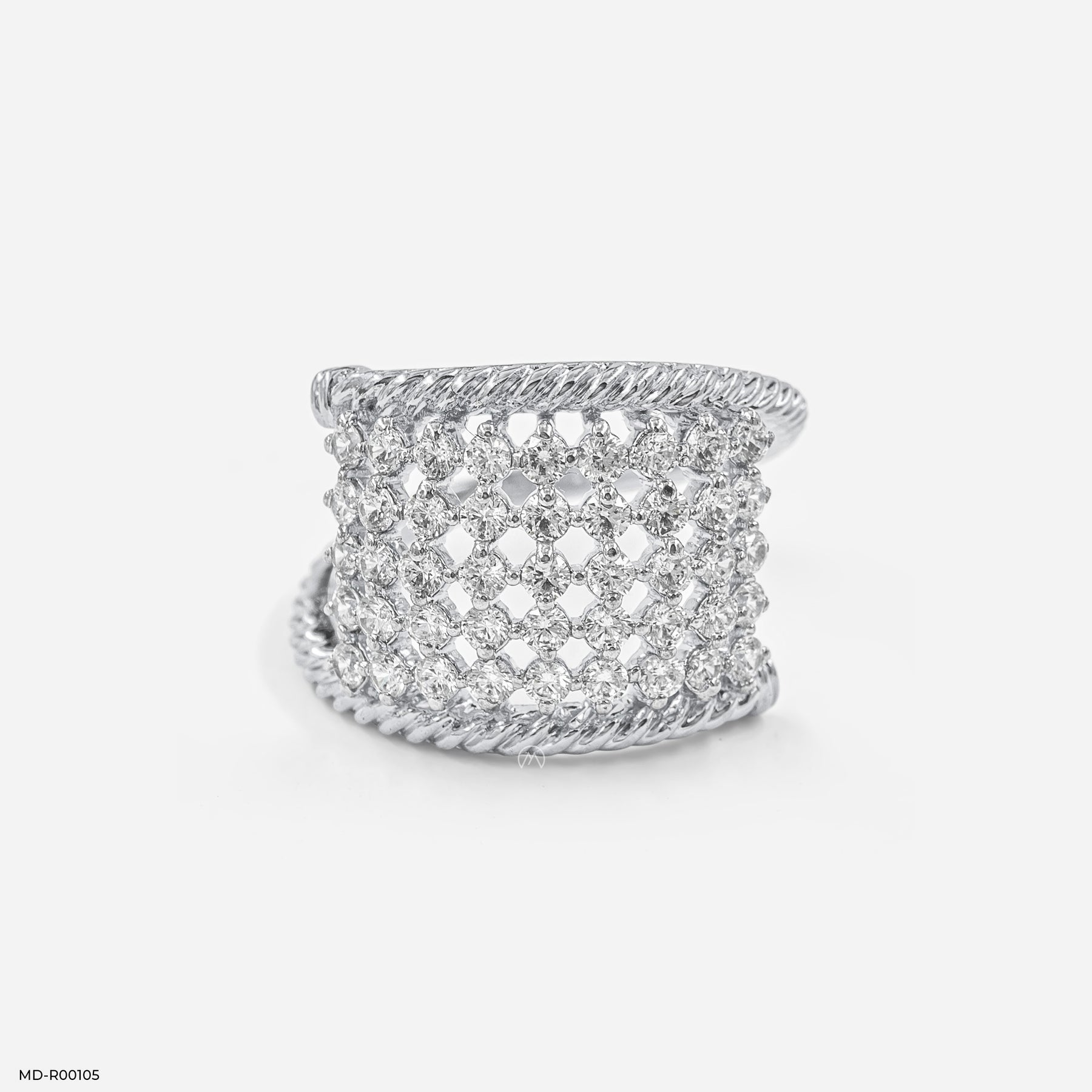 The Diamond Lattice Cuff Ring Platinum 950