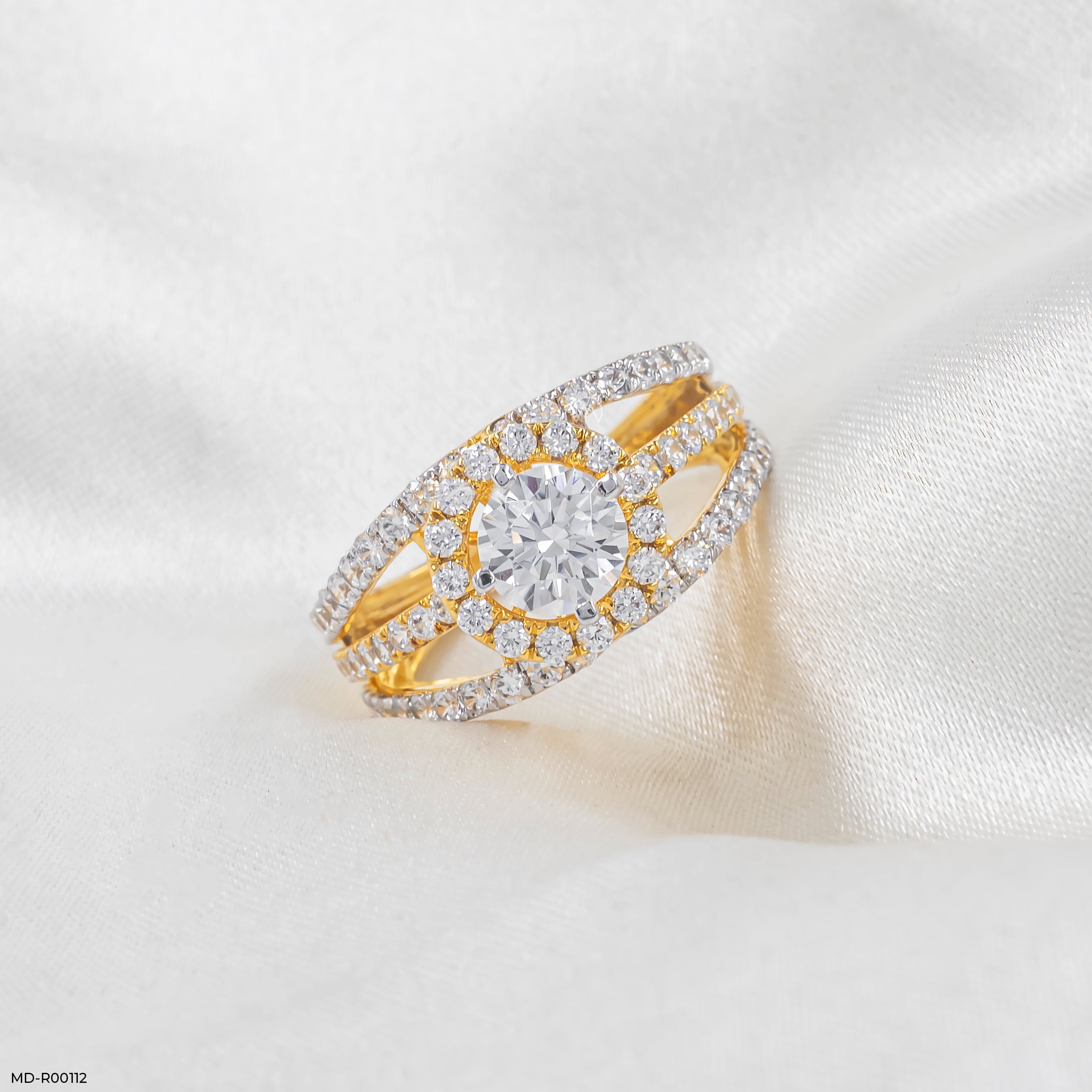 Golden Nova Ring Platinum 950