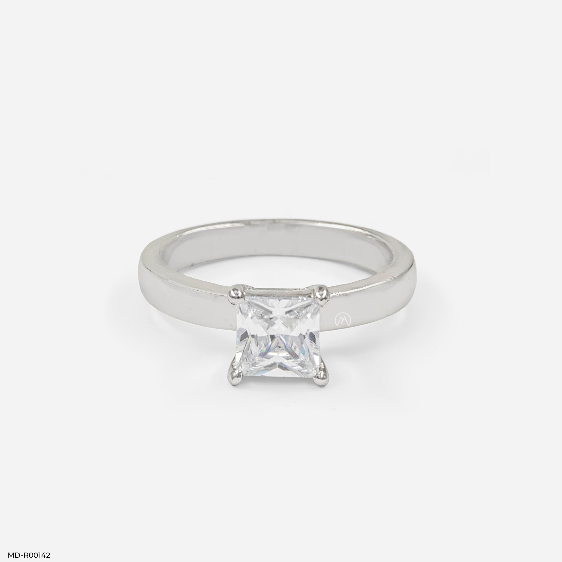 1.5 Carat Princess Cut Ring 9K Yellow Gold