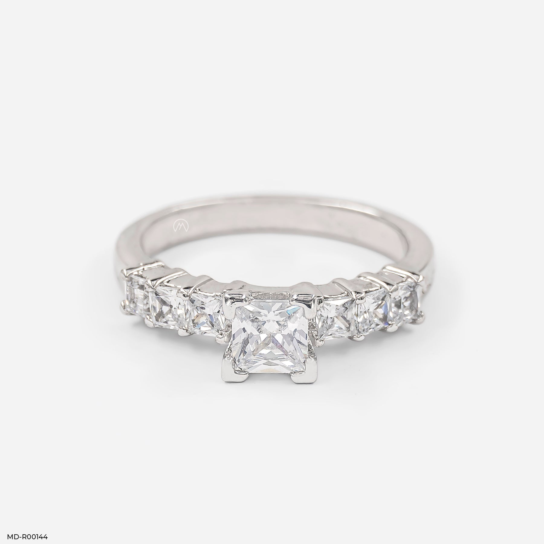 1 Carat Squarebea Diamond Ring 14K White Gold