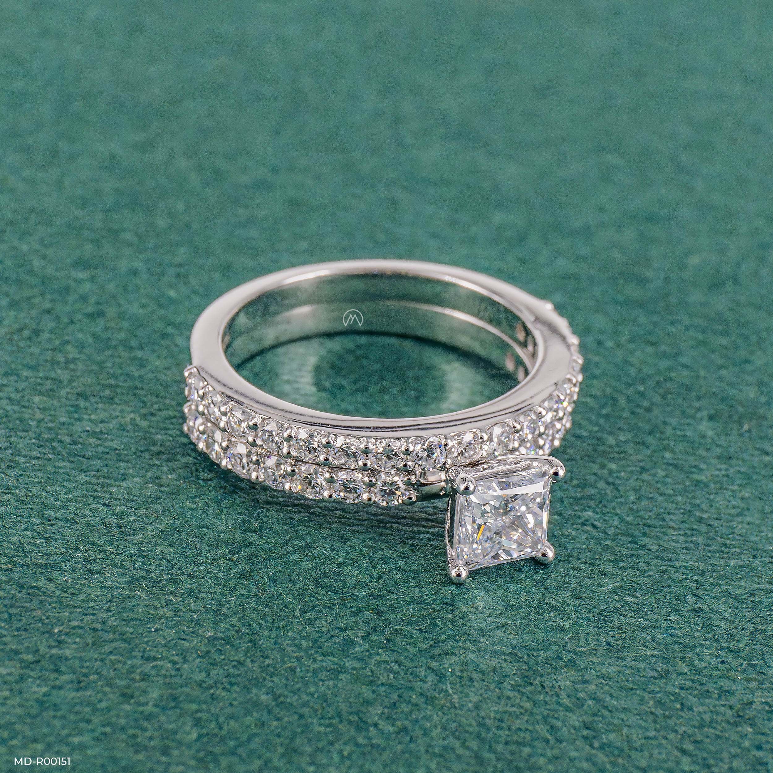 1 Carat Treasures Princessara Stackable Ring Platinum 950