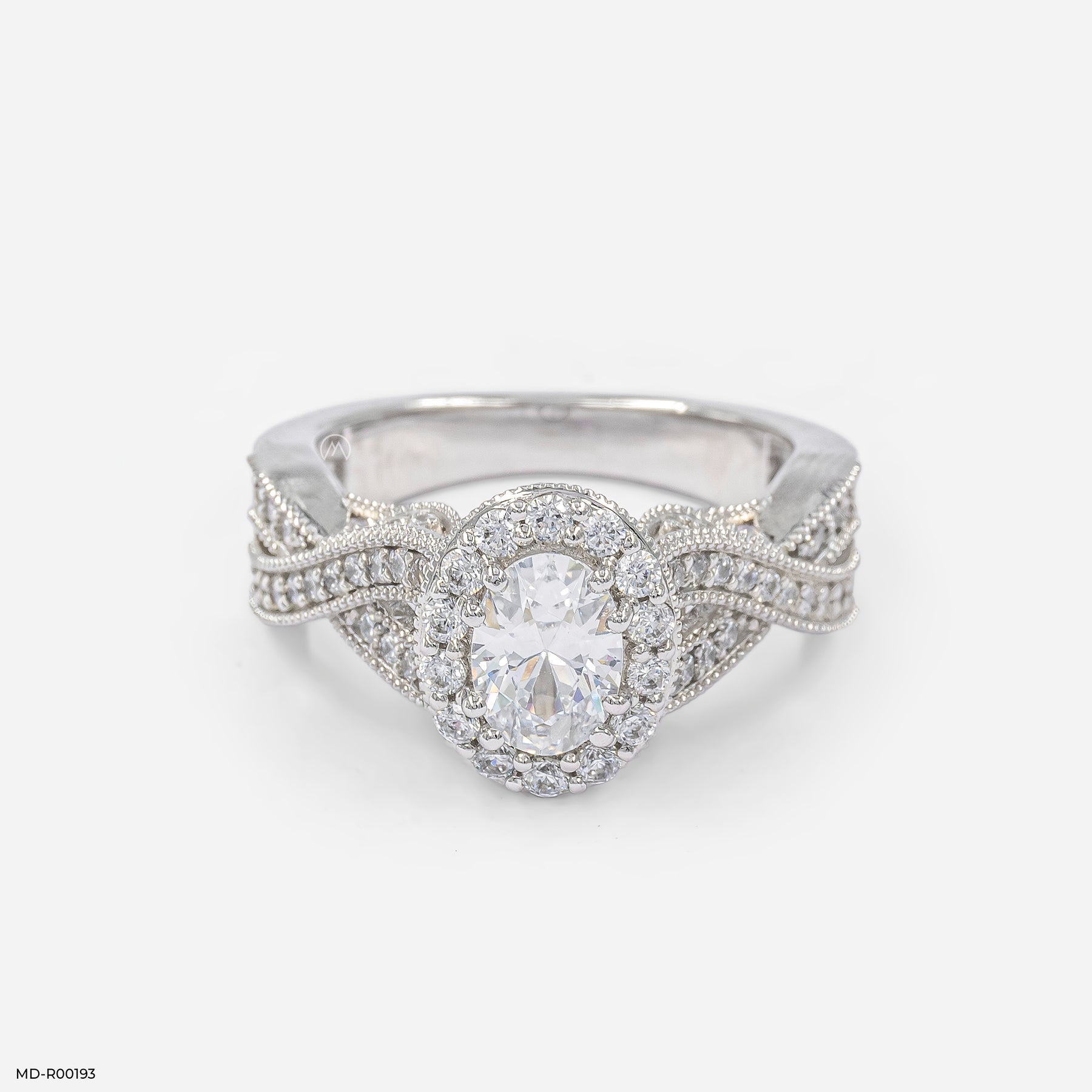 The Royal Oval Ring 14K White Gold