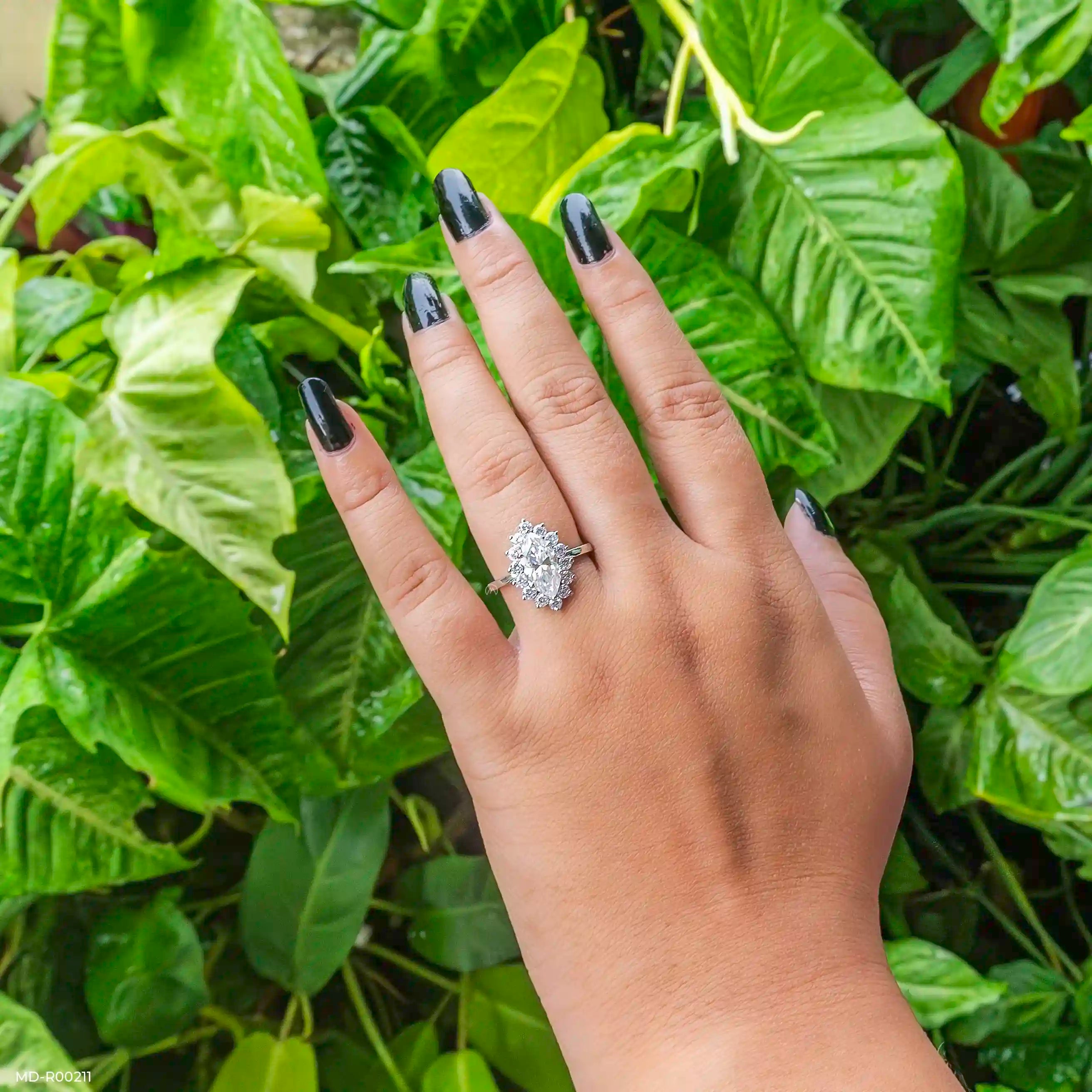 The Marquise Diamond Sunburst Ring 9K White Gold